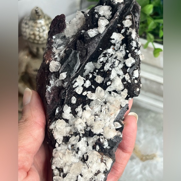 Calcite Crystals on Limonite - Picture 5 of 7